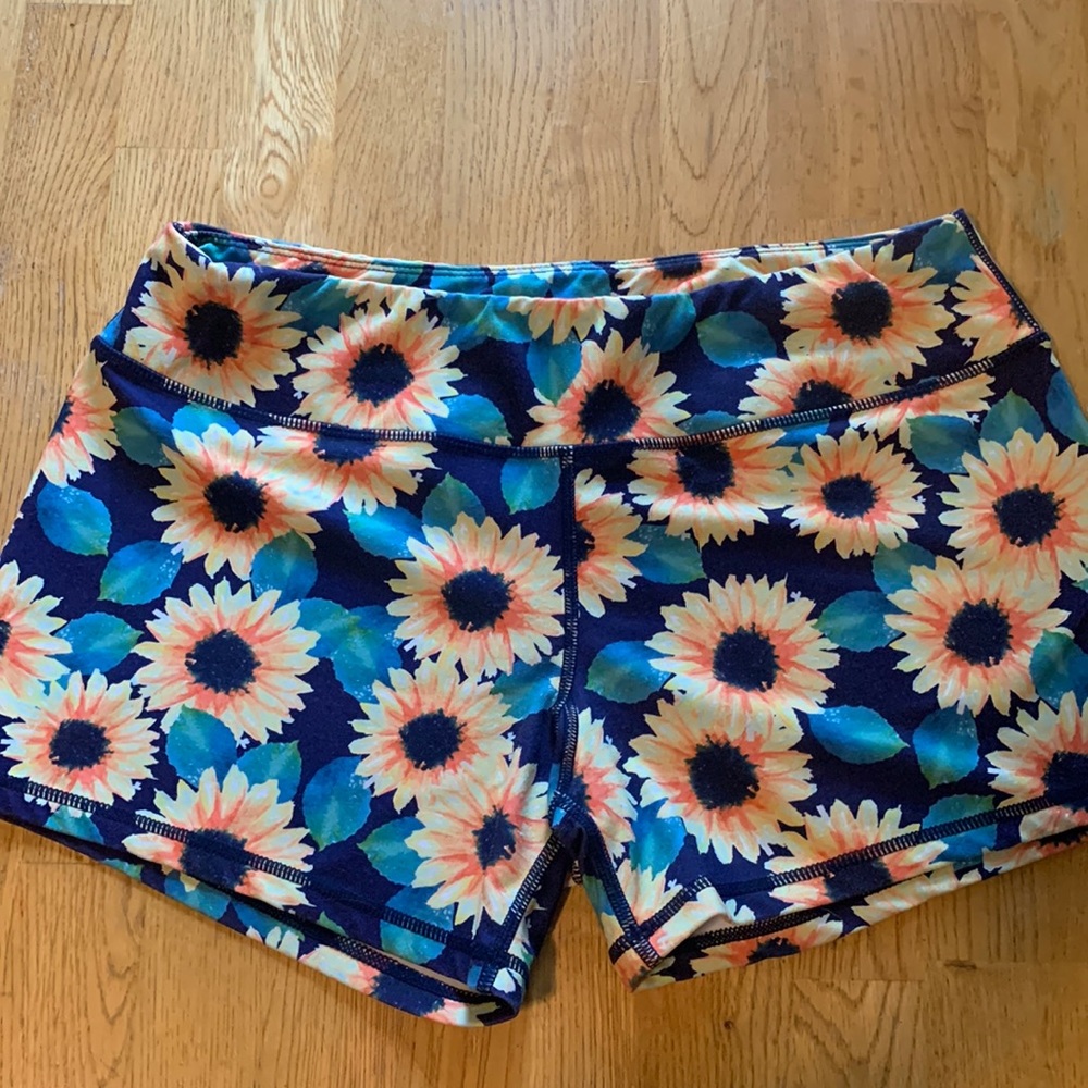 Born primitive athletic shorts.